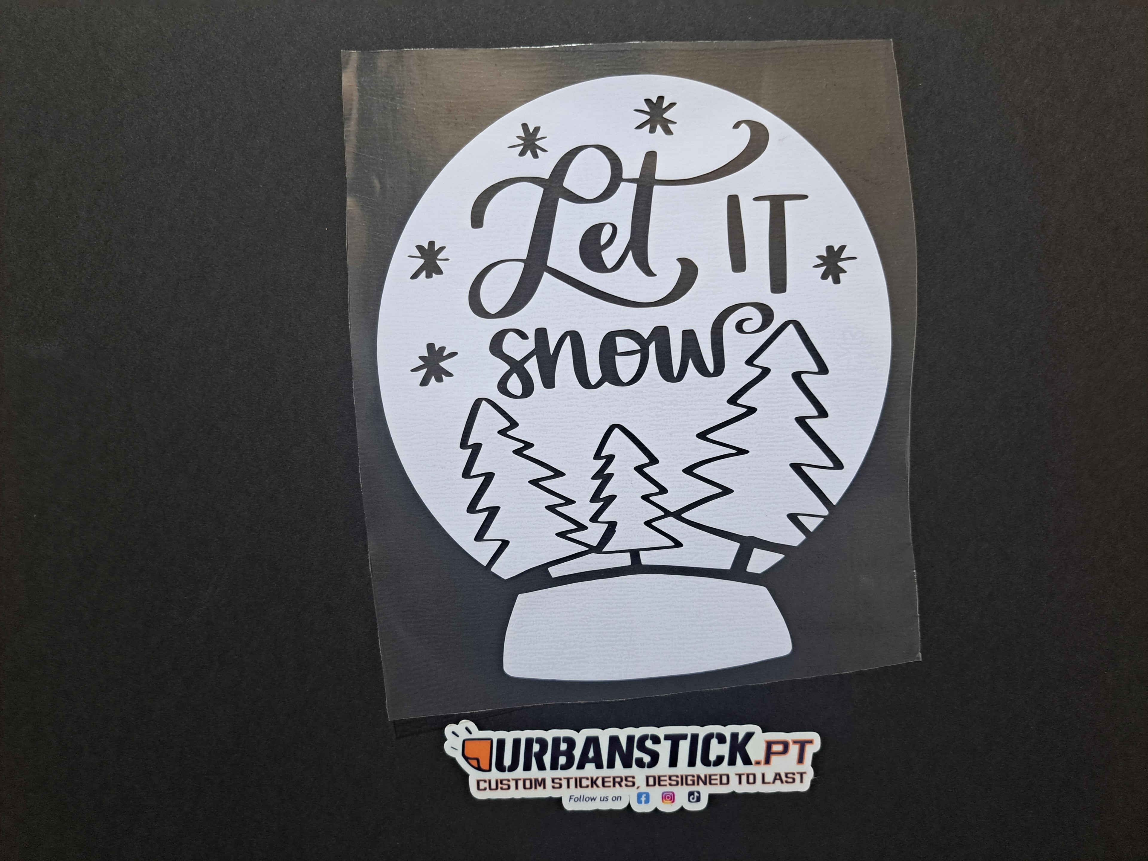 Autocolante "LET IT SNOW" 2